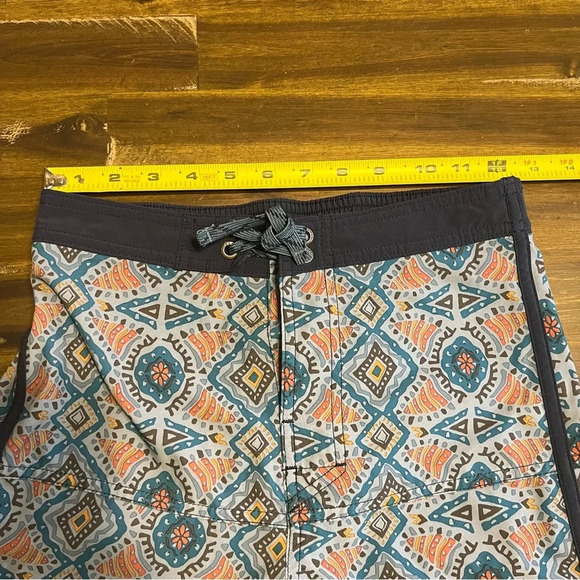 Patagonia Shorts - Picture 9 of 10